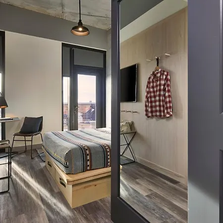 Moxy Columbus Short North Hotel Exterior photo